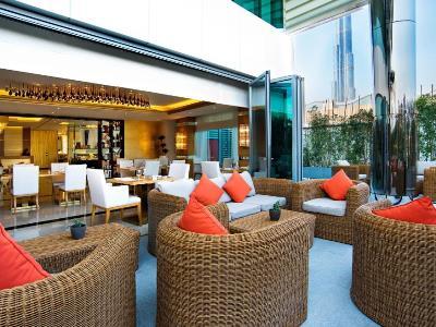 Damac Maison Mall Street होटल के अलावा Dubai